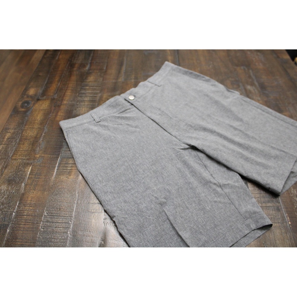 Peter Millar Shorts Mens 36 Gray Polyester Chino Flat Front 10 in Performance